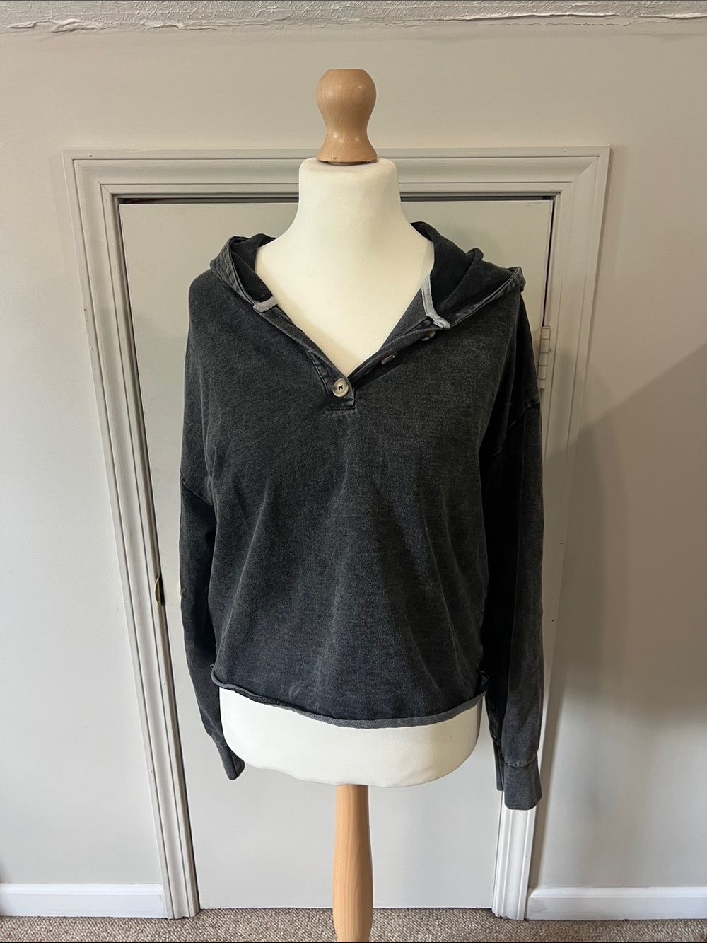 Washed Black Hooded V-Neck Pullover Sweater & matching shorts set.
